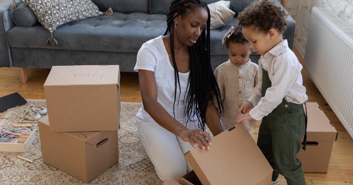 Children's subscription box with educational toys and activities