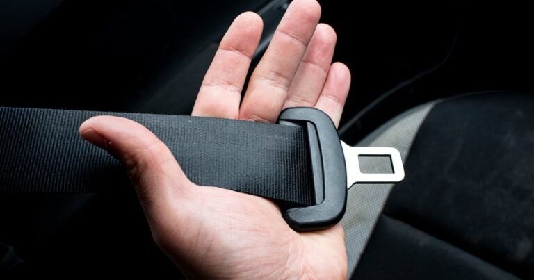 Baby car seat safety photo for Britax One4Life vs Graco 4Ever DLX: All-in-One Car Seats