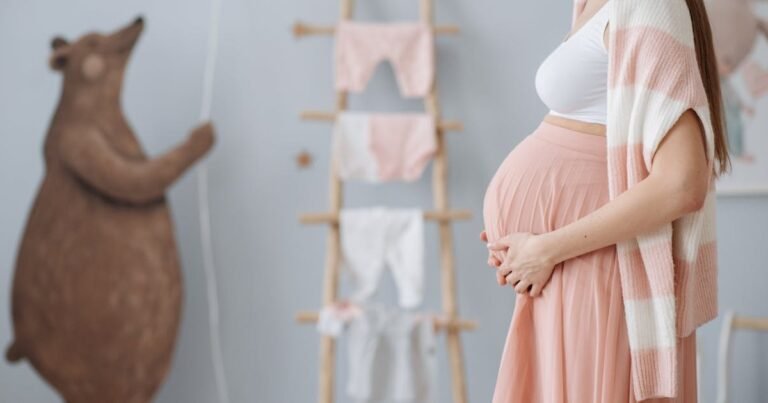 Featured image for how to choose a bassinet