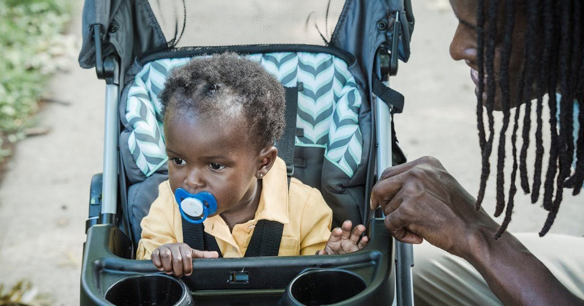 Baby stroller lifestyle photo for Mockingbird vs Bugaboo Fox 5