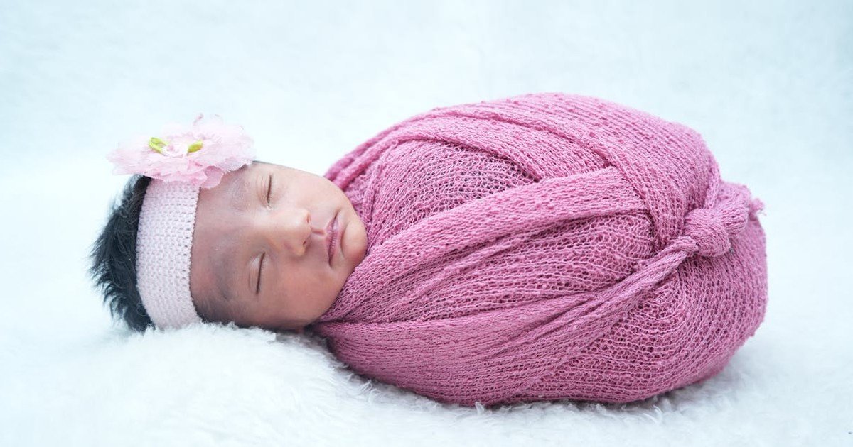 Baby carrier lifestyle photo for Most Popular Baby Carriers 2026